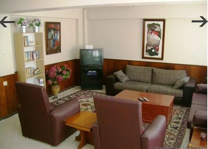 Ekin Hotel 2*