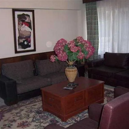 Ekin Kusadası