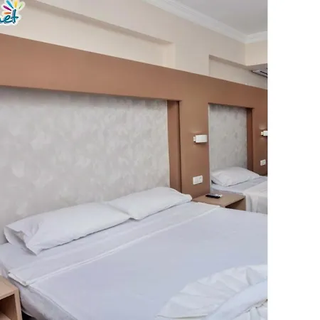 Ekin Hotel 2*